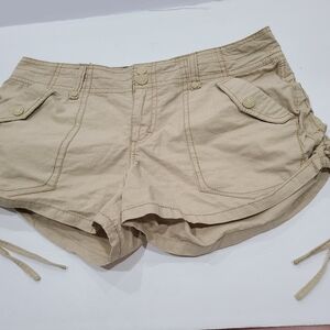 Glo jeans Women's Beige Casual Shorts size 7 junior